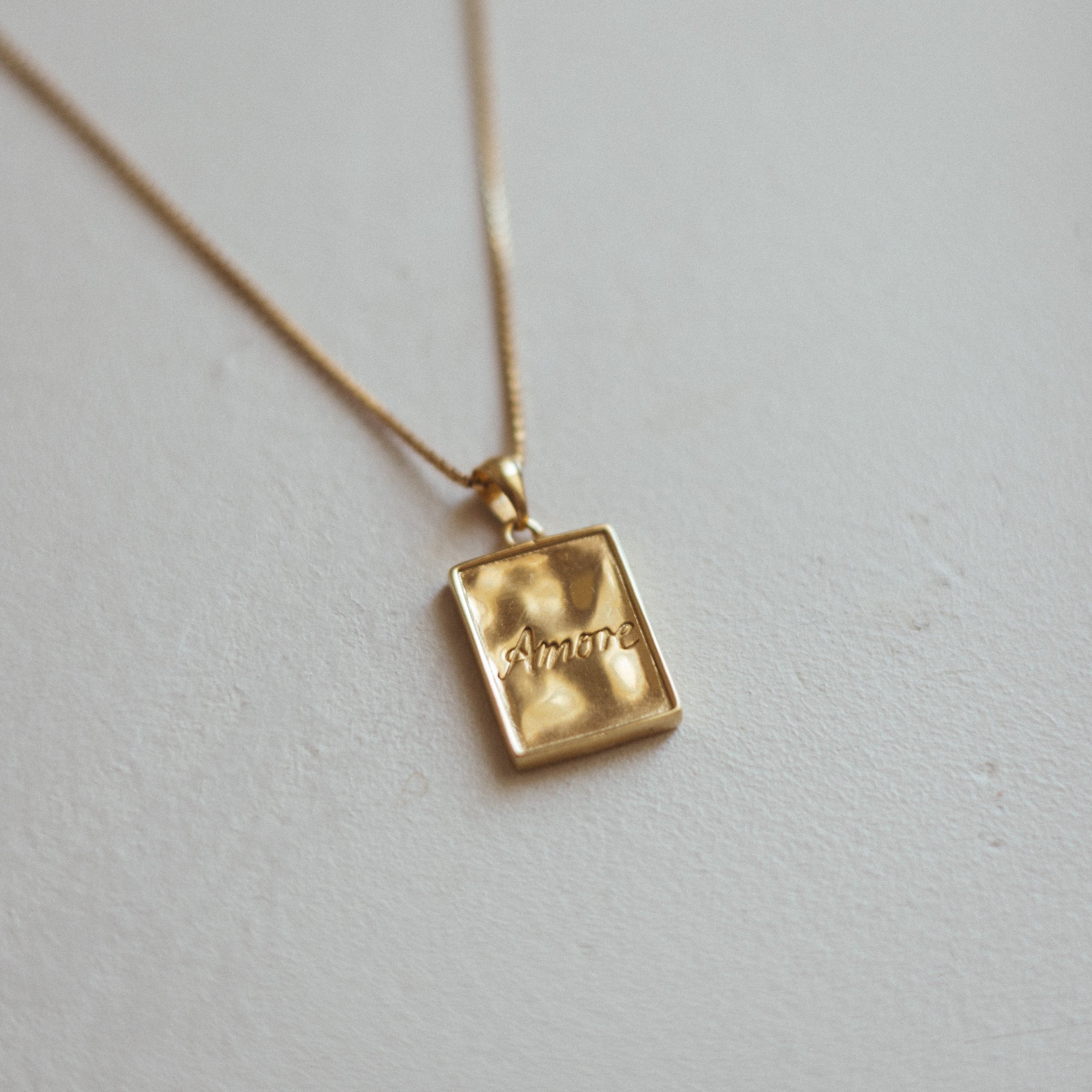 "AMORE PER SEMPRE" Necklace Gold