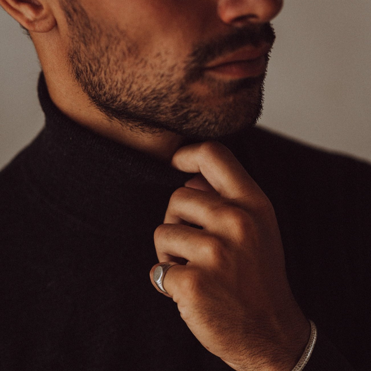 THE ESSENTIAL RING SILVER